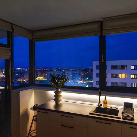 Infinity View Apartment